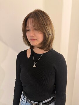 ユニコ(unico) 海外風レイヤー/レイヤーカット/ミディアム