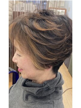 美容室あーるびーる 花水木 ショートカット