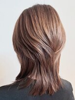 トップヘアー ガーデンヴィラ 安城(Garden Villa) 安城ミディアムウルフカット顔まわりレイヤーピンクブラウン40代