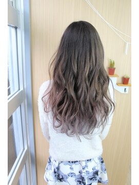 ヘアアンドスパピノキオ(HAIR&SPA PINOKIO) ラベンダーアッシュ×グラデーション