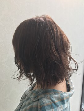 アース 平塚店(HAIR & MAKE EARTH) ふんわりショートスタイル
