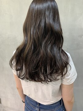 キチ(kichi.) [kichi.] セミロング×オリーブショコラ