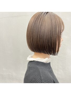 エヌ(N) まとまる ふんわりミニボブ