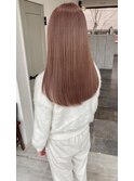 ピンクベージュ