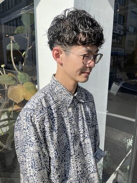 ヘアー アイス ルーチェ(HAIR ICI LUCE) 黒髪ツーブロック2wayシンプルパーマ / 井上