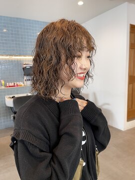 ナループロア ハチ(Nalu pu loa hachi) ボブパーマ/ハードパーマ/くるくるパーマ