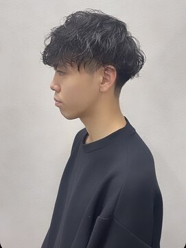 フレーム 博多店(FRAME) ツーブロックマッシュ波巻きパーマ【福岡／博多】