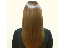 ヘアリゾート ルアーナ エルア(Hair Resort LUANA `elua)の雰囲気（髪質改善縮毛矯正根元から毛先まで柔らかさの残るストレート）