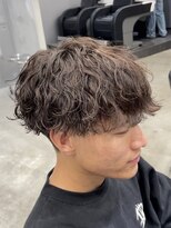 フィフス トウキョウ (fifth TOKYO) 渋谷メンズマッシュウルフカット緩めシャドウパーマ波巻きパーマ
