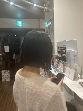 切りっぱなしボブ