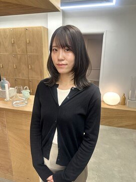 バド(bado) オリーブグレージュ/透明感カラー／レイヤーカット/本町