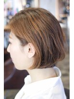 オーバーキャプテンネイキッド(OVER CAPTAIN NAKED) コスメ系ストレート×夏に向けた進化系耳かけ外国人風ボブ