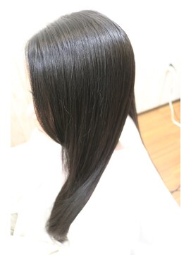ヘアーメイクパーソナル 艶髪oggiottoトリートメント*