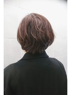 ボネッカ 鶴見(BONECCA) お手入れ楽チン♪ショートボブ