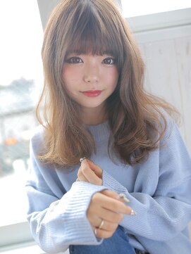 アグ ヘアー ガーネット 門前仲町店(Agu hair garnet) 大きめカールでカジュアルロング