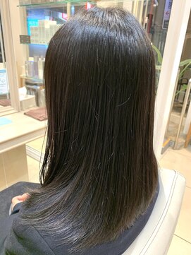 アッシュ 関内店(Ash) サラツヤストレート