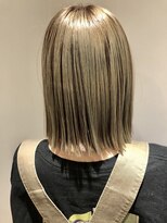 エラマ ヘアメゾン(elama hair maison)&nbsp;【elama】切りっぱなしハイライトベージュ