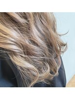 ジップ 浜田店(zip)&nbsp;グレージュハイライト × 20代オシャレガール