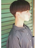 カライング(ing)&nbsp;大人可愛い20代30代40代黒髪前下がりひし形小顔ボブ丸みショート