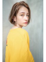 メゾンバイハバナ(maison by HAVANA)&nbsp;大人かわいいフェザーバングカーキグレージュミディアムウルフ