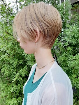 モカヘアー(mocha hair) ハンサムショート×ブロンドベージュ