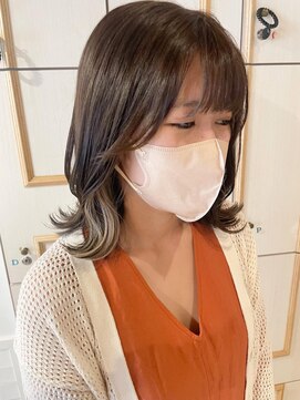 ネオリーブ チロル 横浜西口店(Neolive CiroL.) まろやかフォギーベージュ　レイヤーカット