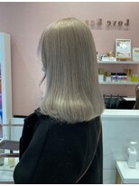 リー 梅田(Lee)&nbsp;Lee梅田茶屋町　アッシュベージュ