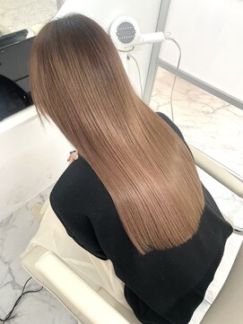 ビンナ(BINNA) ブリーチ毛とは思えない艶髪に♪