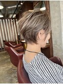 白髪がなくなるハイライトショート
