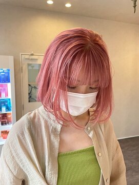 ルクスバイアフィナー(Luxo by Afinar) ニュアンスボブ×クリアピンク