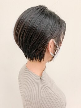 ≪ARK≫では、骨格に合わせた小顔見せスタイルをご提案！ショートヘアカットは可愛いもかっこいいも叶う。