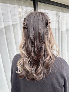 ドルチェ(Dolce) 北野田Dolce☆インナーカラーでアレンジもアカ抜け♪