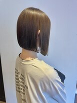 レナークイスト(LENAHC ist)&nbsp;束感前下がりボブ