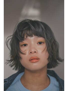 ロット 横浜(lot) レイヤーボブ/切りっぱなしボブ/美髪[横浜駅]