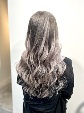 フィーネ 吉祥寺(Fi -Ne) プルエクステ バレイヤージュ / エクステ / 吉祥寺