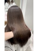 艶ベージュ