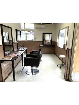 美容室が緊張する方も落ち着いて過ごせるリラックス空間*親身なカウンセリングで理想のヘアスタイルを実現!