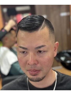 ピシャッとニ代目銀二郎 シンサイ刈り