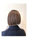 ぱっつんボブ