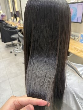 フェリア 松山(Feria) 【木村スタイル】極艶縮毛矯正