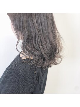 ガーランドウメダ(Garland umeda) リラックスウェーブ＿ミディアム＿000247