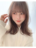 アリスバイアフロート 自由が丘(ALICe by AFLOAT)&nbsp;ミディアム小顔くびれ（小顔オリーブカラーハイライトカラー）