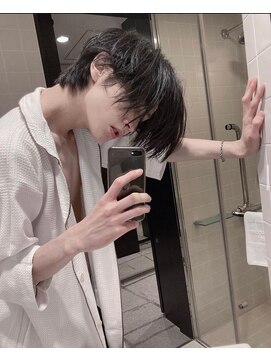 シン(syn) 前下がりマッシュウルフ