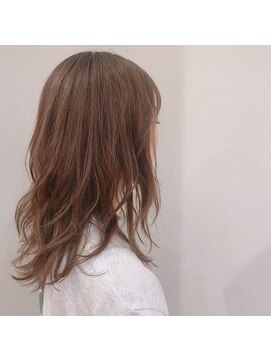 ジップ 緑店(zip) 外ハネミディアム×２０代カジュアルガーリー