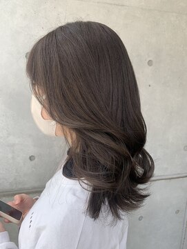 リバレッジ 白金(Leverage) グレージュ30代40代50代【白金台/白金/目黒】担当山岡