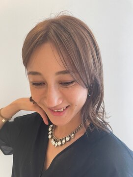 チーモ ハッピー ヘア メイク(CheeMo happy hair make) 夏らしいミディアムスタイル