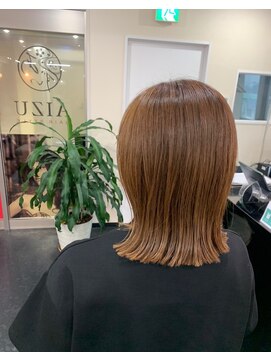 アイズ 渋沢(AIZU) 切りっぱなしくびれミディアム