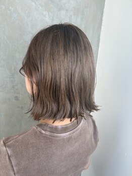 パール(Pearl)の写真/【覚王山徒歩1分】肌や瞳の色に合わせた似合わせカラーをご提案。今までにない透明感とツヤ感を実現♪