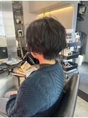 緩めなパーマのショートボブ
