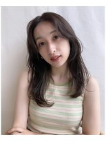 ローウェ 表参道(Louwe)&nbsp;ぷつっとミディアムヘア / ベージュカラー